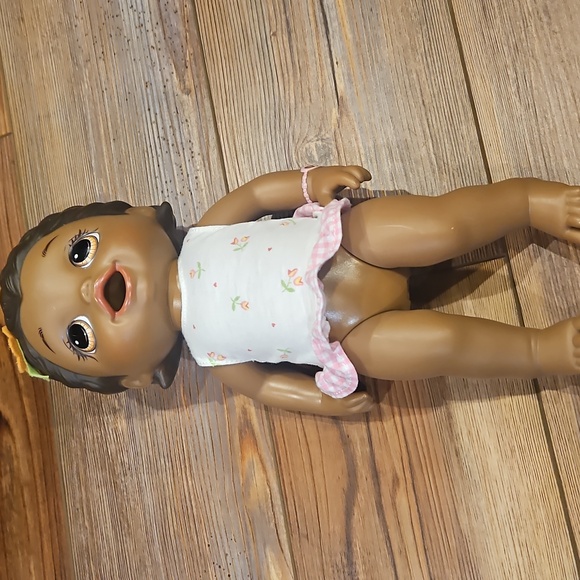 Lot of four Baby Alive Dolls - Picture 8 of 9